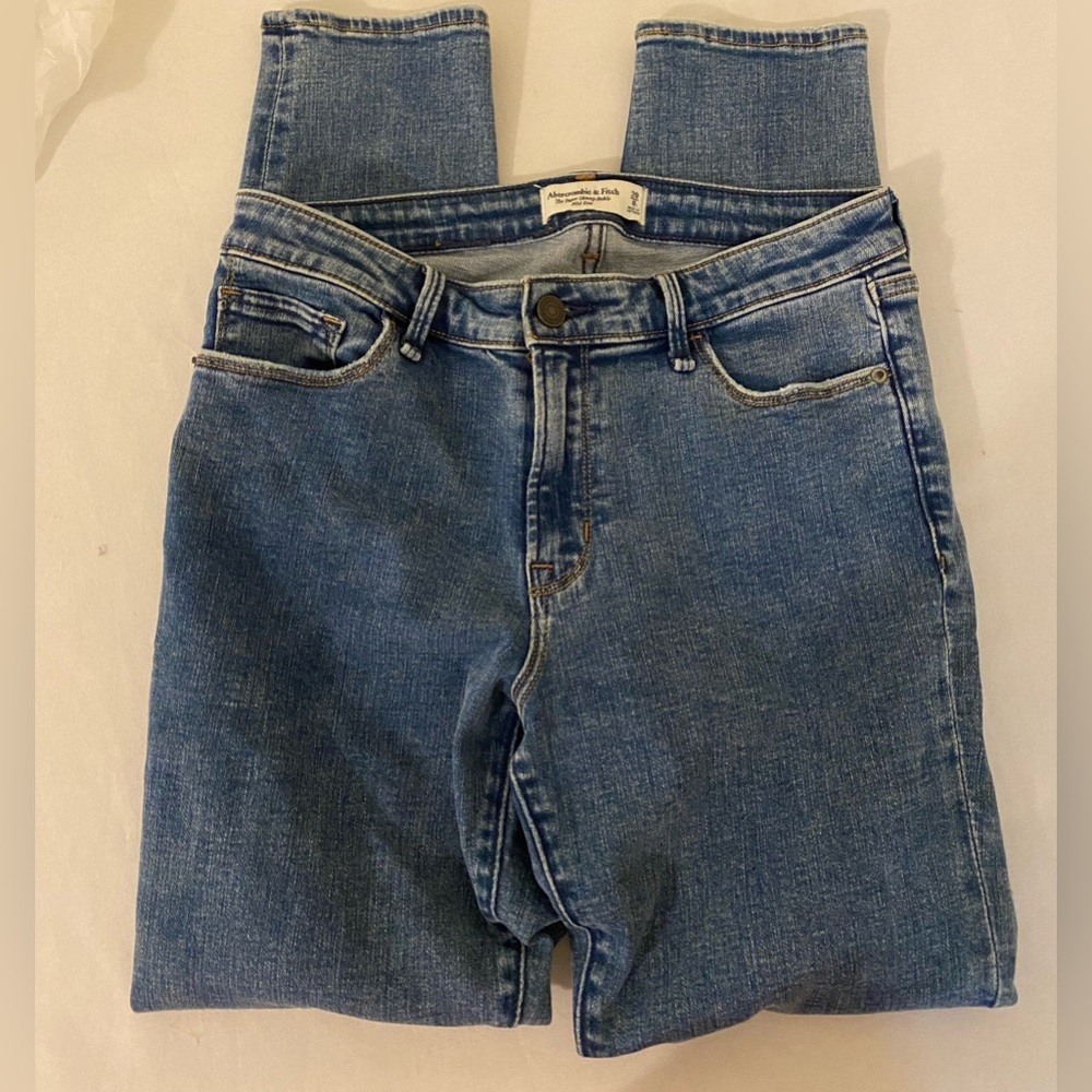 Abercrombie & Fitch The Super Skinny Ankle Mid-Rise Jeans 
Size 29/ 8 - Picture 6 of 12